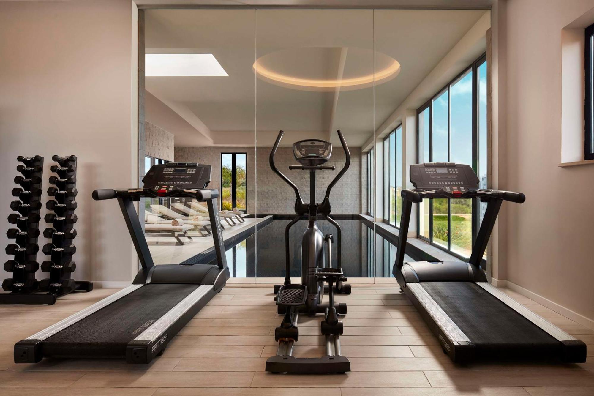 Hotel Tivoli Alvor Algarve Esterno foto The gym at The Ivy Collection