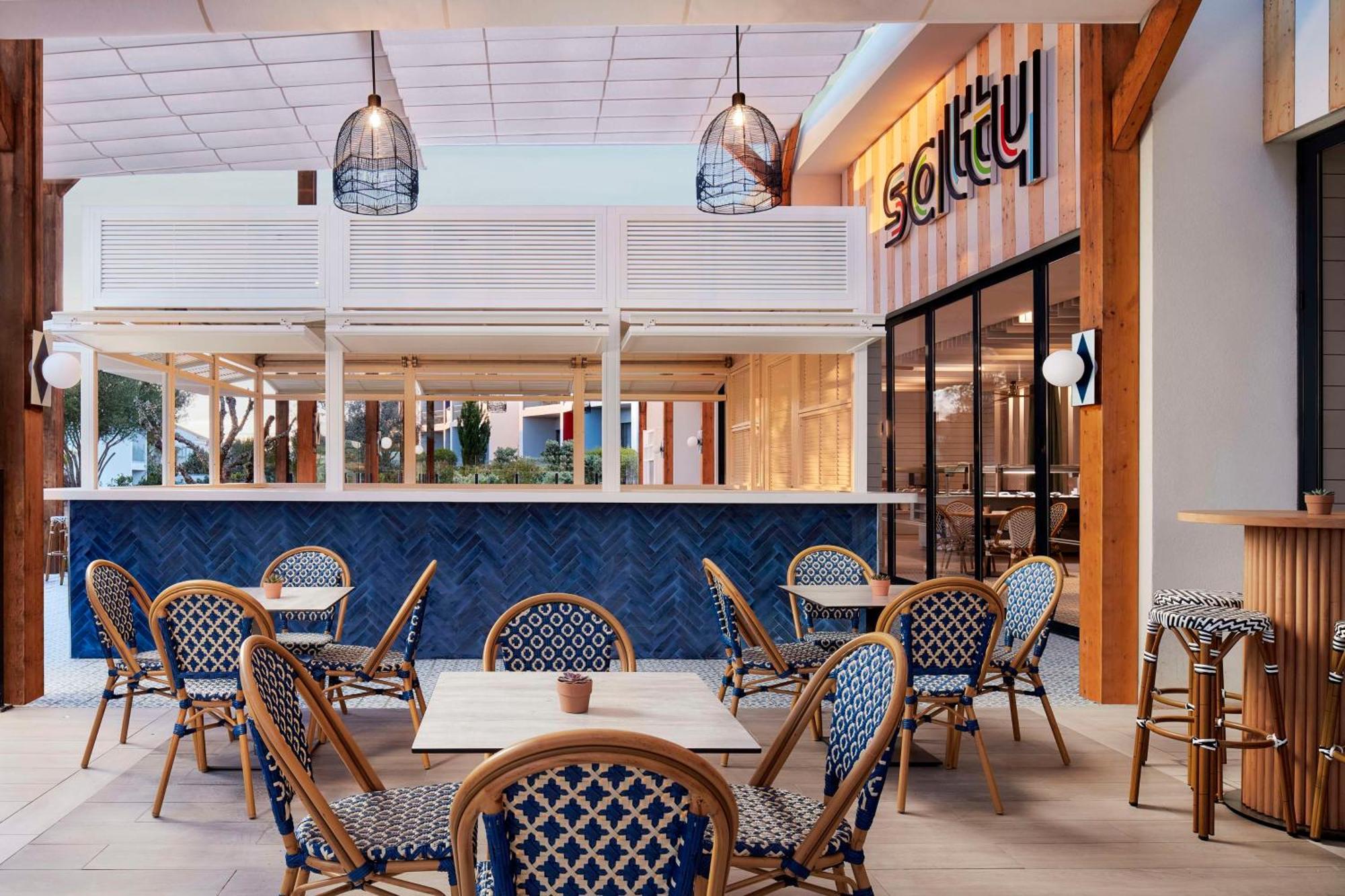 Hotel Tivoli Alvor Algarve Esterno foto The interior of the restaurant