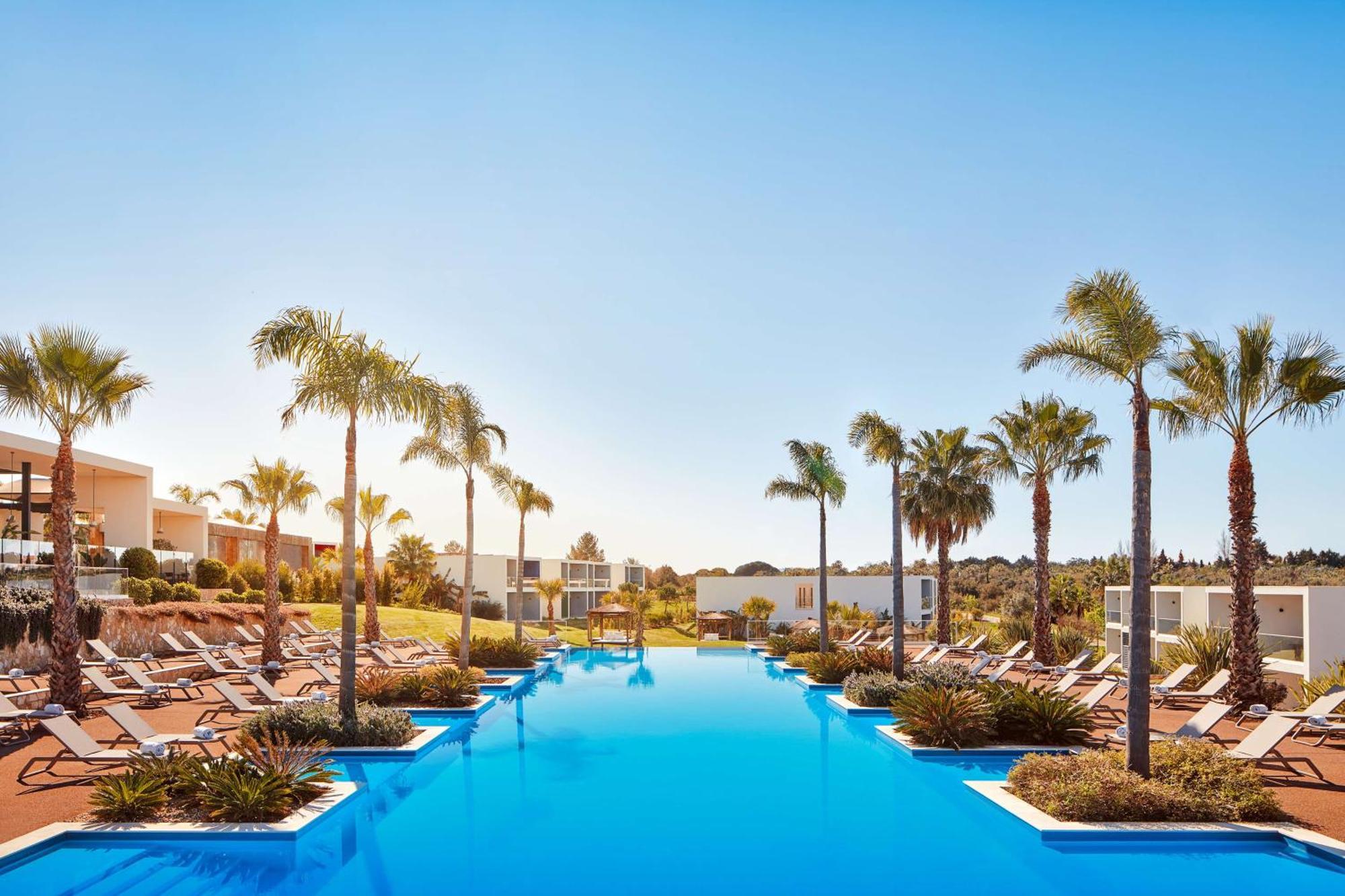 Hotel Tivoli Alvor Algarve Esterno foto The resort's main pool
