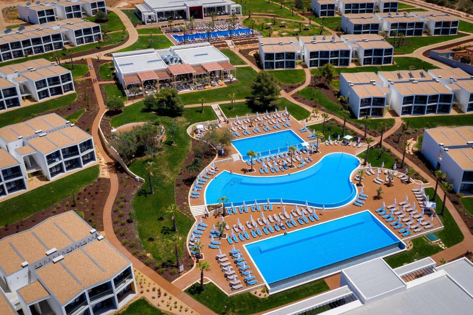 Hotel Tivoli Alvor Algarve Esterno foto Aerial view of the resort
